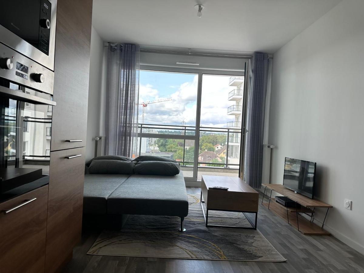 Agreable 2 Pieces Avec Balcon Et Parking Transports By Immo Kit Bnb Sarcelles Kültér fotó