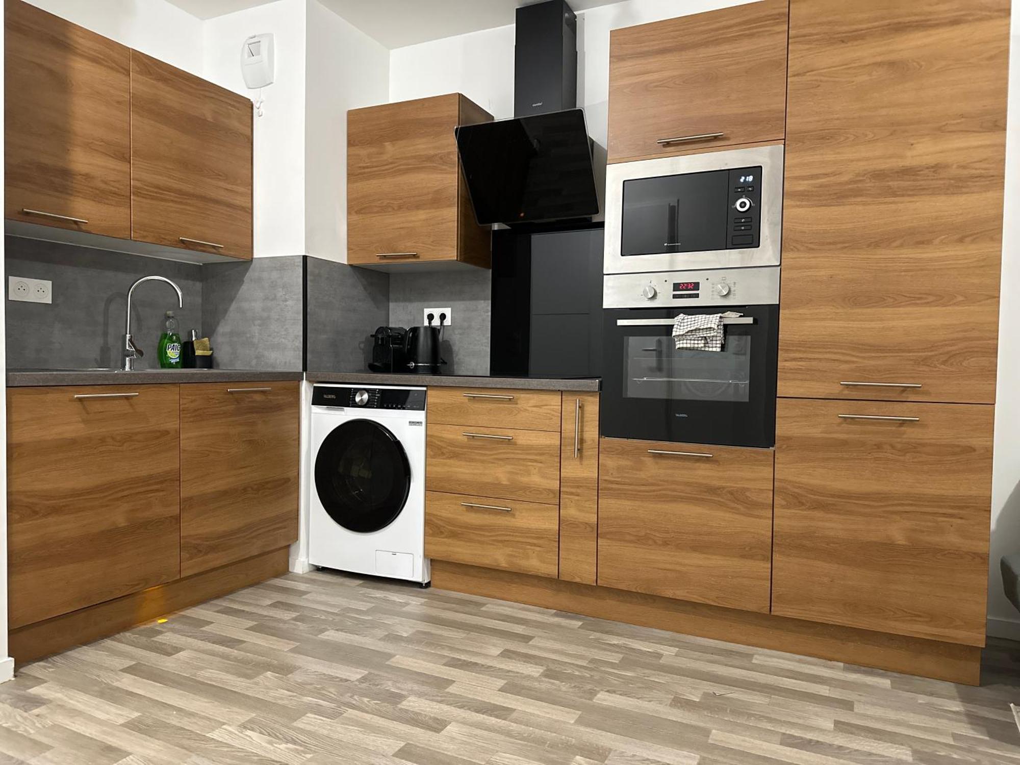 Agreable 2 Pieces Avec Balcon Et Parking Transports By Immo Kit Bnb Sarcelles Kültér fotó